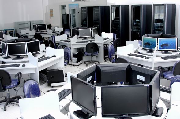 計算機應用 軟硬件維修與網絡管理的專業核心